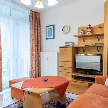 公寓 Haus Roland, 27 奥斯特西巴德钦诺维茨